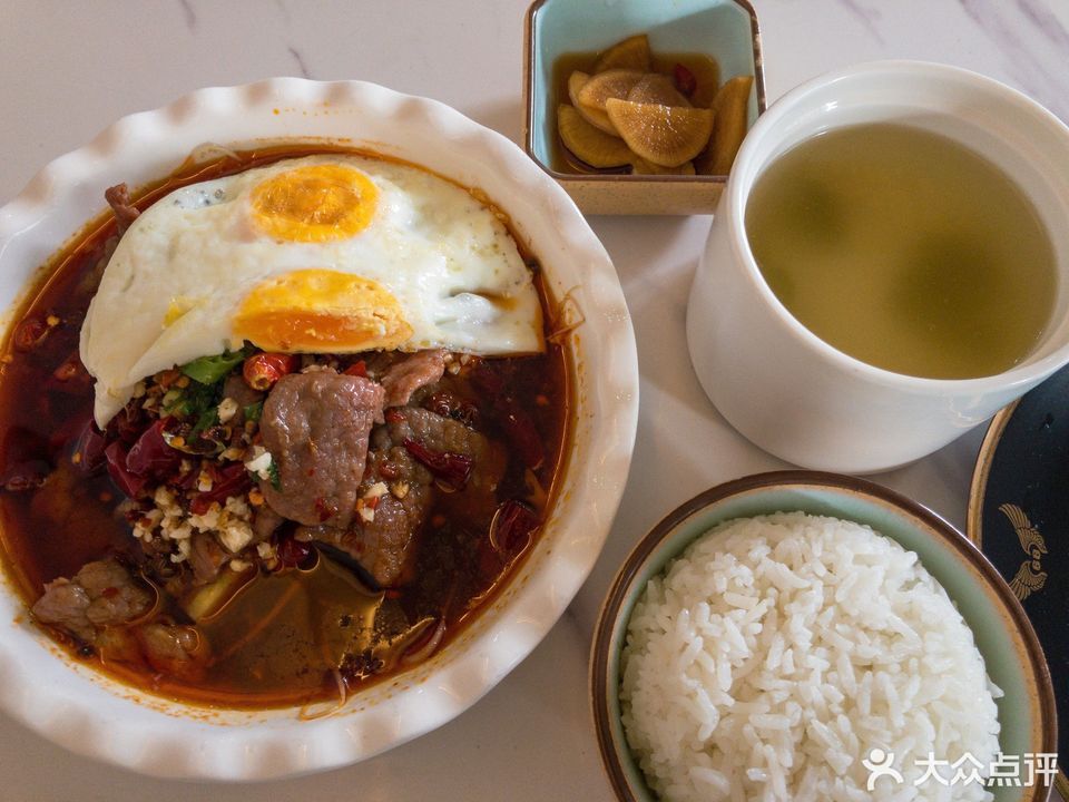 水煮牛肉套餐图片