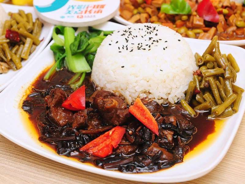 茶树菇老鸭图片