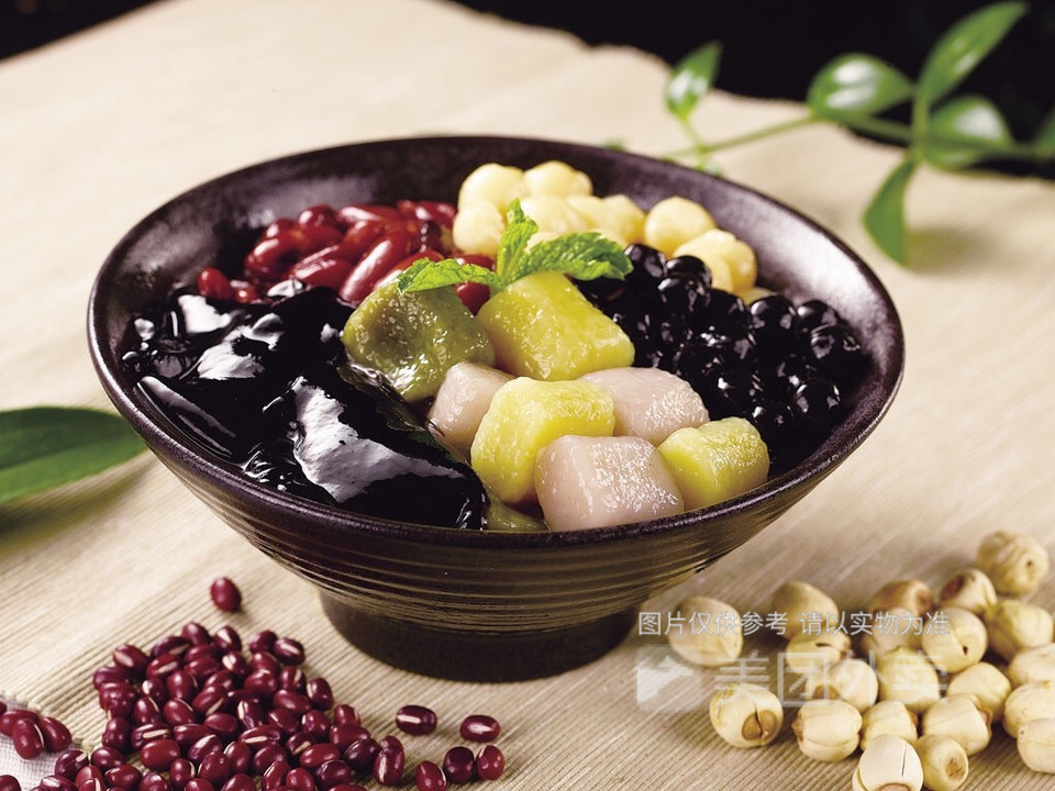 水果芋圆烧仙草图片