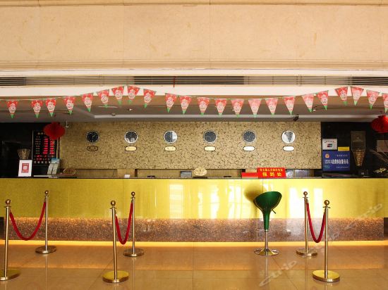 悦宾国际酒店洪湖一中店