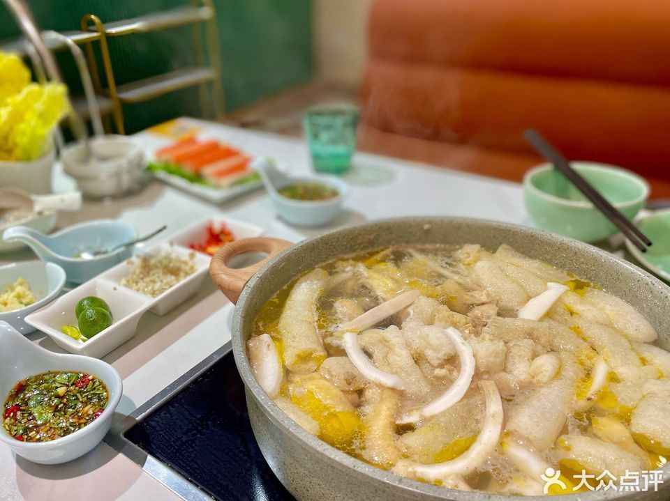 好椰椰子鸡火锅融创外滩壹号汇店