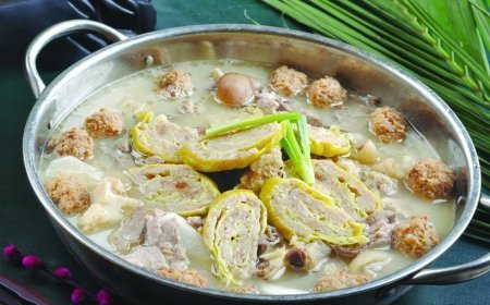 三鲜特色火锅图片