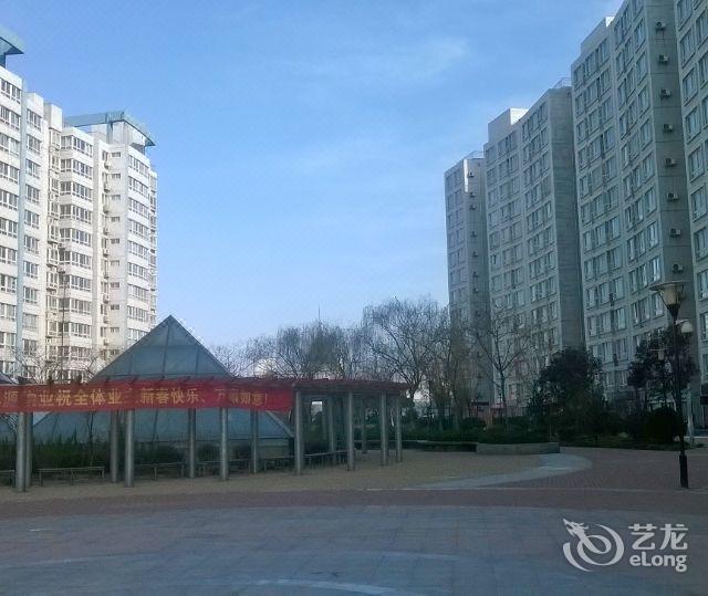 济南方糖酒店式公寓位于济南市历城区花园路101号海蔚广场3号楼3单元