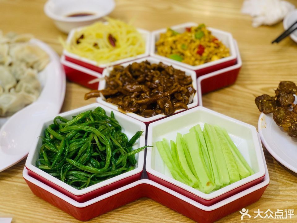 老郑家东北春饼店沙井店