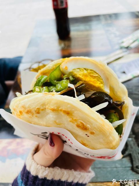 花干鸡蛋夹馍图片