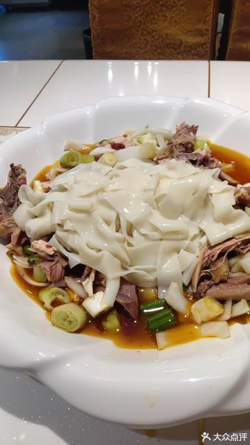 西夏王朝椒麻鸡碱泉三街店