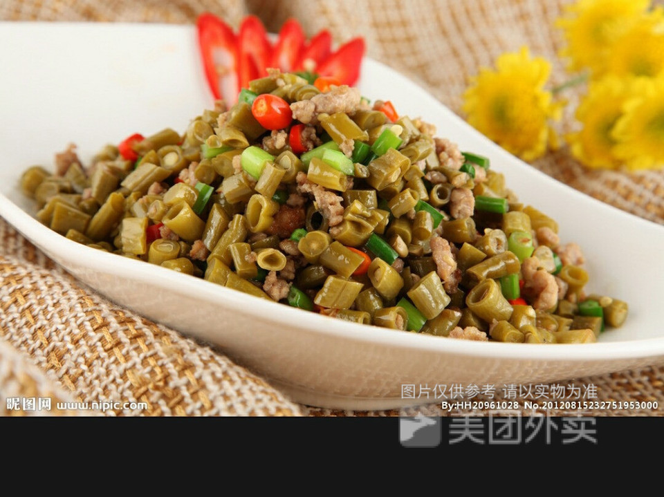 酸豆角肉沫饭图片