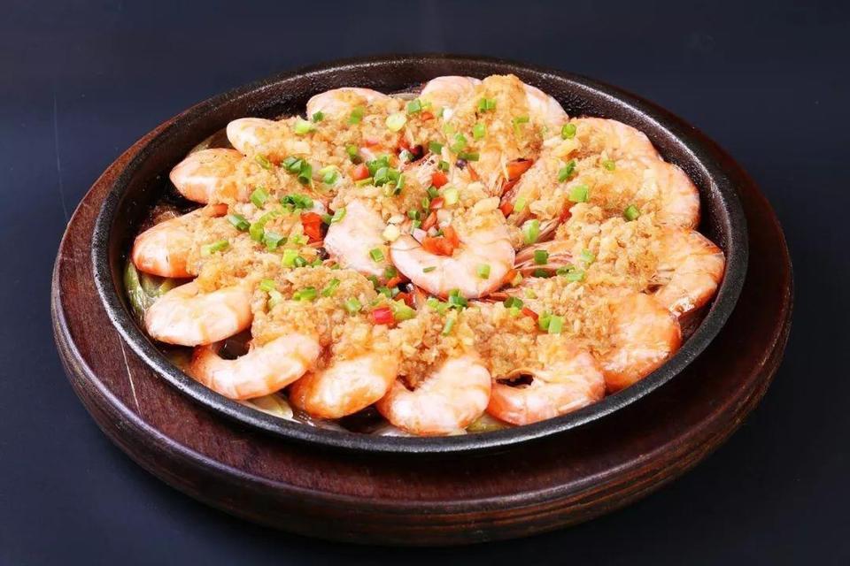 铁板蒜蓉虾图片