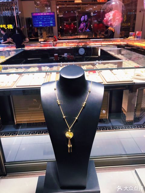                亚一珠宝(城隍庙