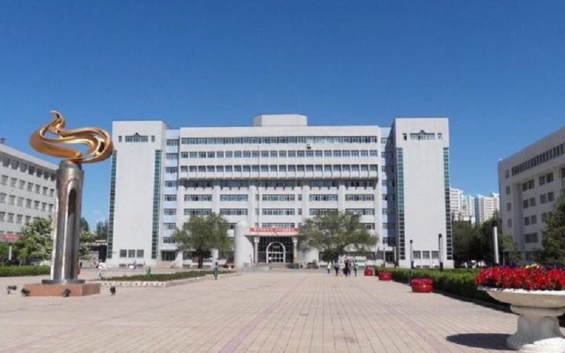 新疆大学(北校区东院)