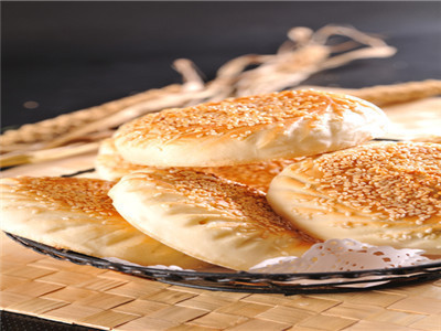 果木炭盖炉烧饼图片