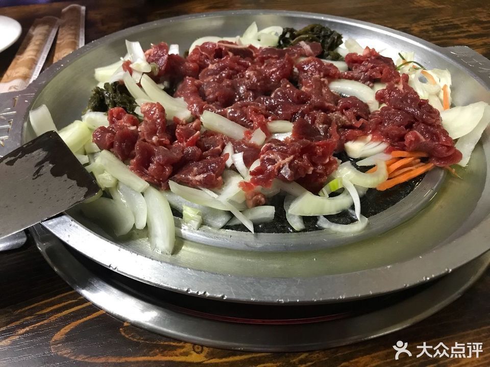 天宇石板煎肉总店