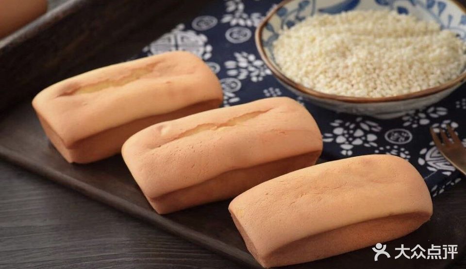 推荐菜:标签:甜品店面包店匠食代·戴记粑粑坊(三山街一店)位于南京市