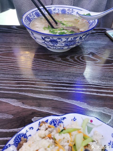 兰州拉面位于宁波市余姚市余姚北站 标签:中餐拉面餐饮面馆快餐餐馆