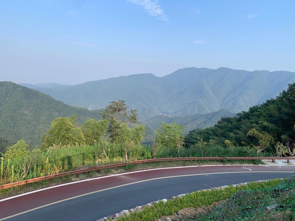 火山雲石景區位於杭州市蕭山區戴村鎮推薦菜:分類:風景名勝;scenic