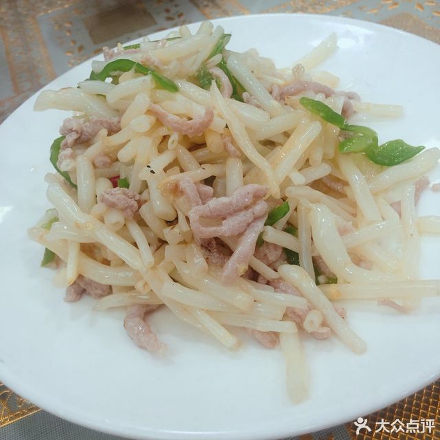 野菜炒肉丝图片