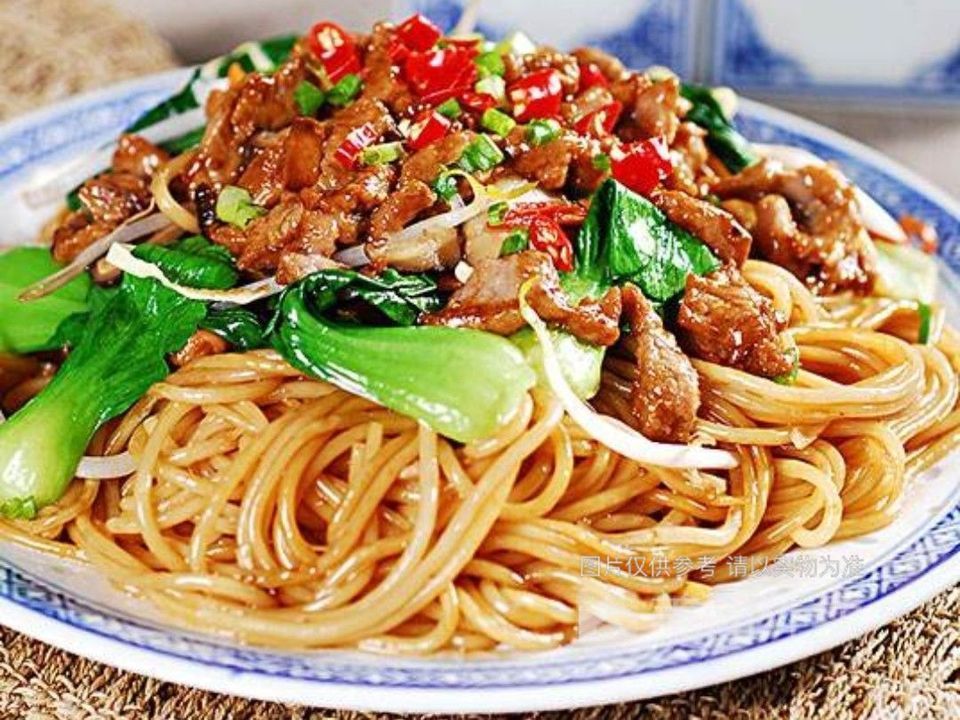 鸡肉炒米粉推荐菜:乐乐厂前湖南米粉(十一街美食城店)位于兰州市庄浪