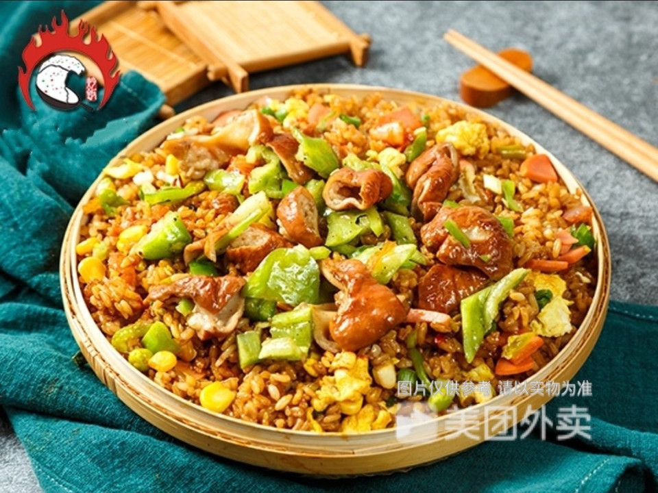 火爆肥肠炒饭图片