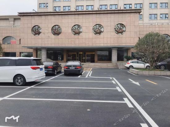 【龙华大酒店(浦口大道店)】龙华大酒店(浦口大道店)电话,龙华大酒店