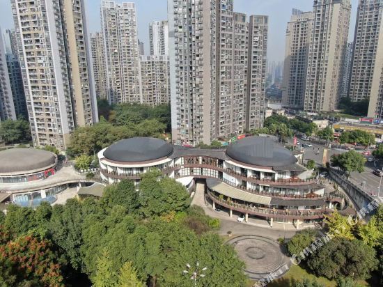 品翰酒店巴国城店