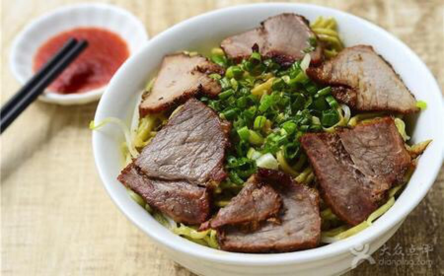 五香牛肉干面图片