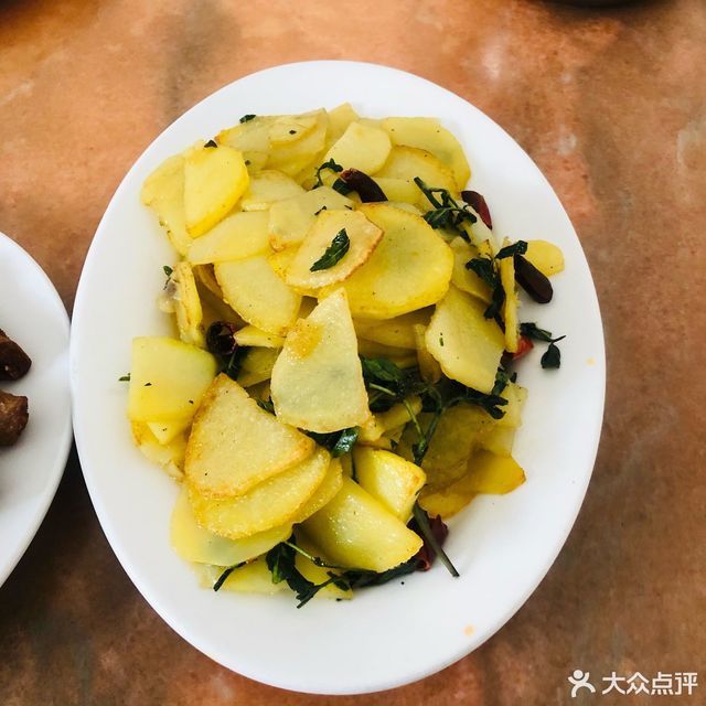 花椒叶炒洋芋图片