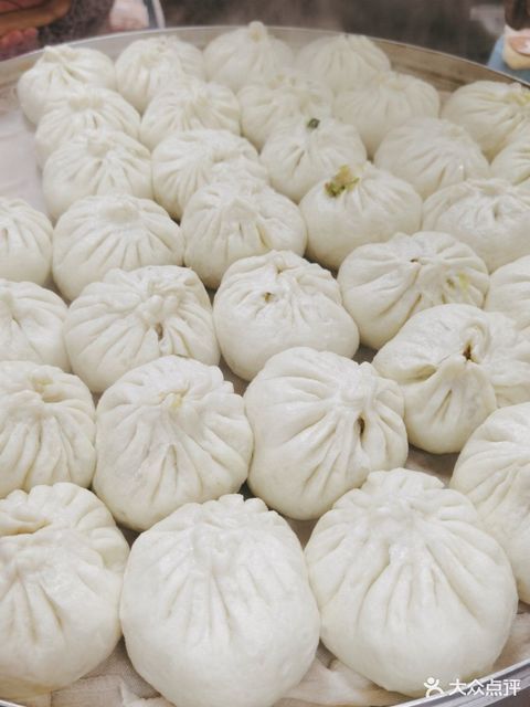 小文包子铺位于天津市东丽区信友道附近推荐菜:猪肉三鲜素韭菜鸡蛋