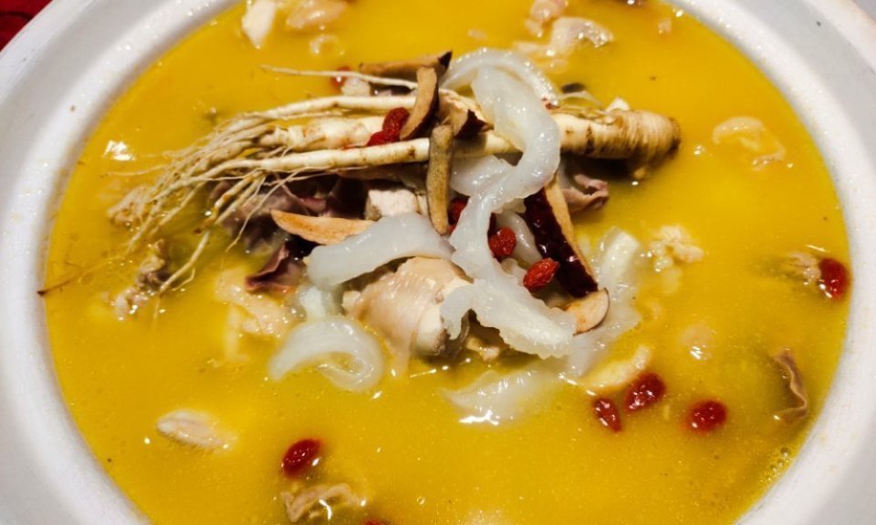 鲜人参花胶猪肚竹林鸡图片