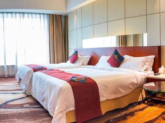 市常平半岛酒店