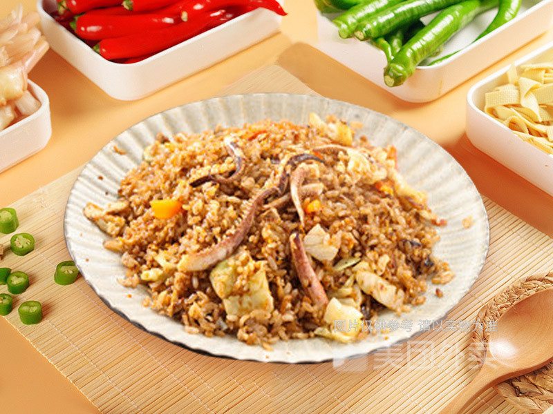 鱿鱼炒饭图片