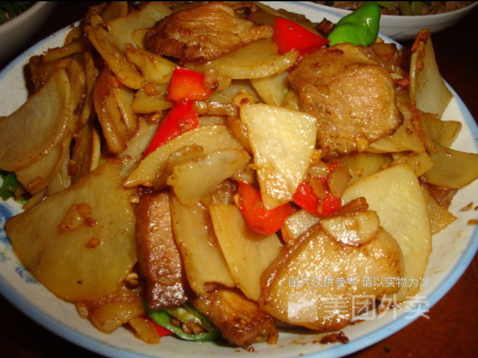 土豆回锅肉盖浇饭图片