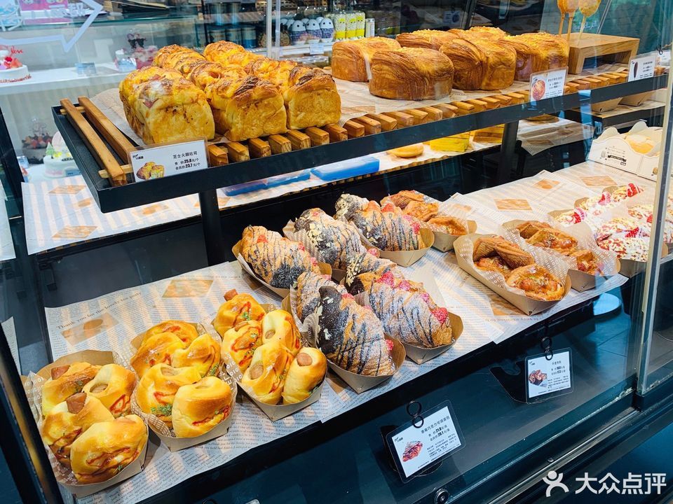 小丽都烘焙连锁鸿顺园店