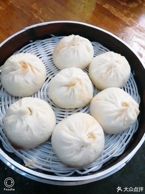 老字号天津灌汤小笼包