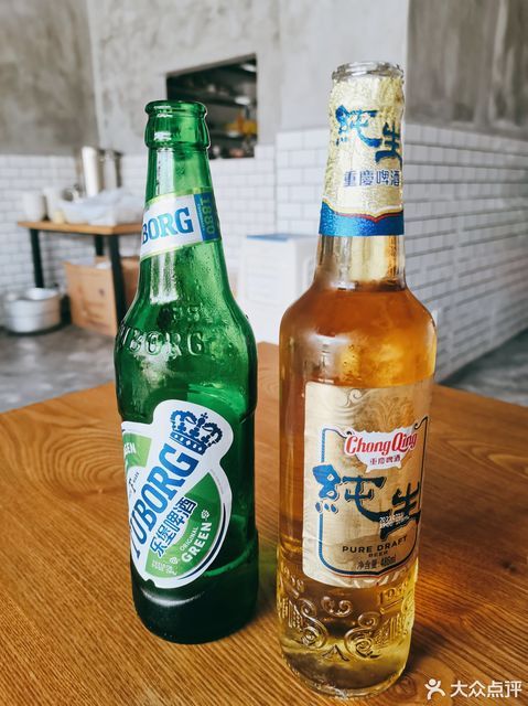 重庆啤酒图片