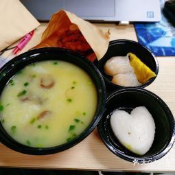 闽粤轩大香港砂锅粥