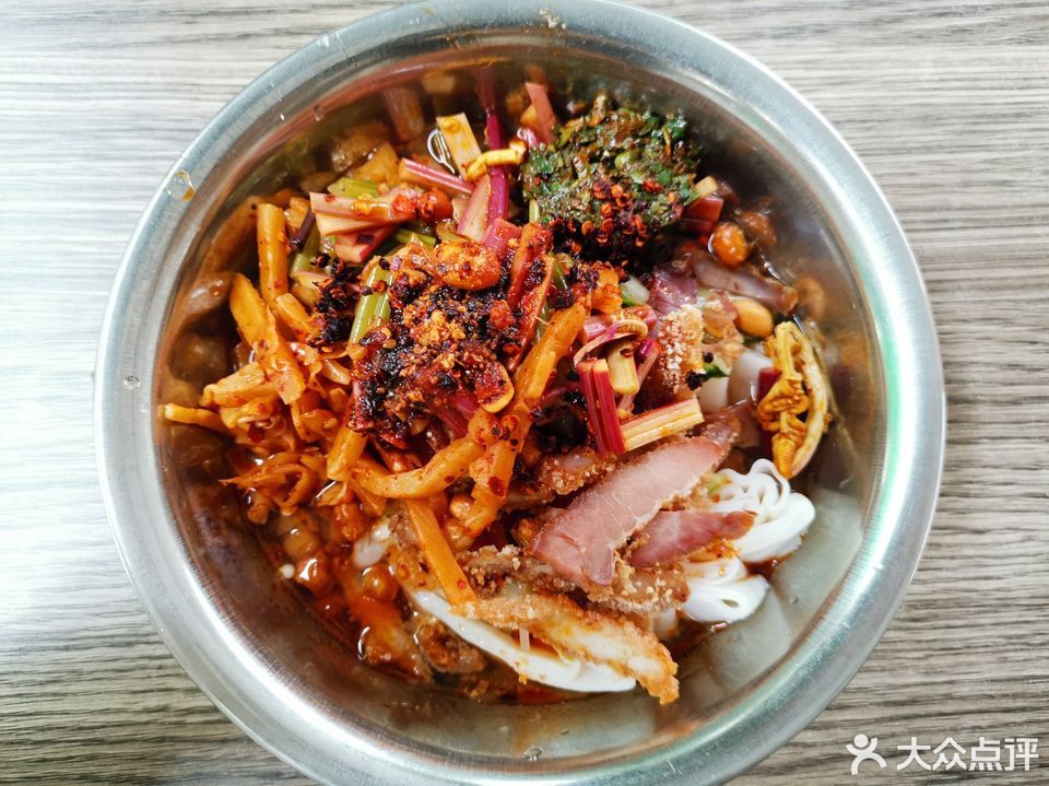 罗城凉拌大块软粉图片