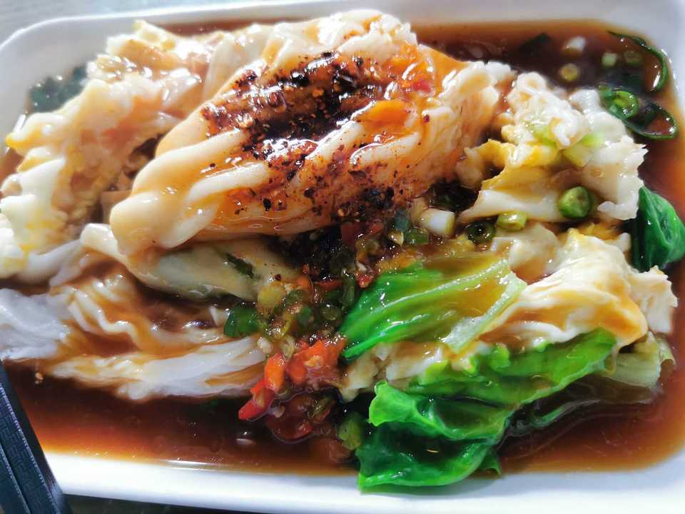 苏州市 餐饮服务 餐馆 > 杨记广东肠粉豪华手抓饼 分类:餐馆;餐饮