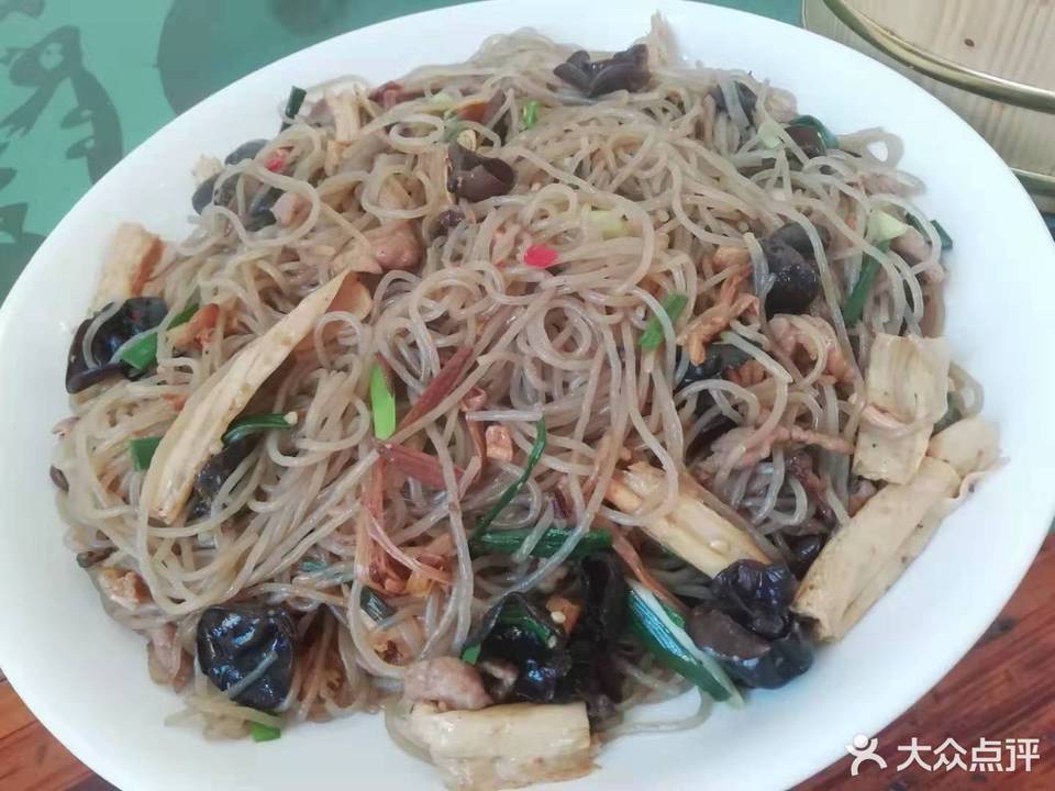 深圳市坪山区新榕路与慧达路交汇处附近东北 标签:餐饮快餐餐厅中餐