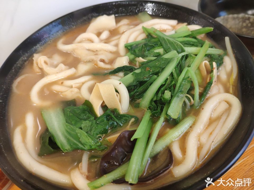 肉酱土豆粉图片