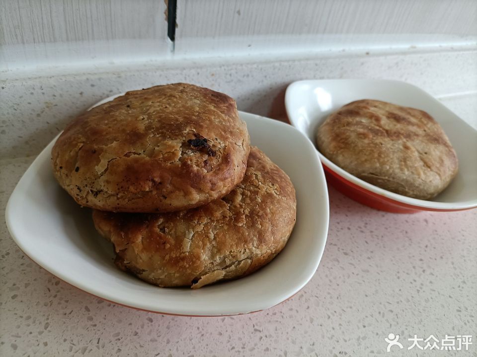 油酥肉烧饼图片