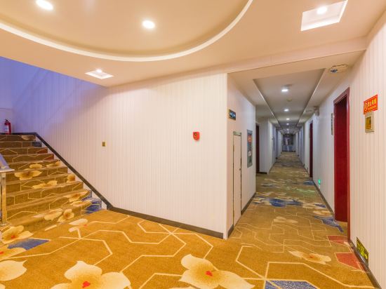 西宁夏都影视酒店