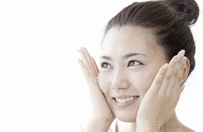 美汗蒸美容养生会馆  相关搜索 女子美容养生会馆秦州区美容养生会馆