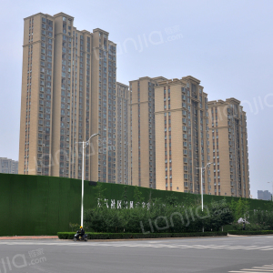 龙湖地产郑州分公司