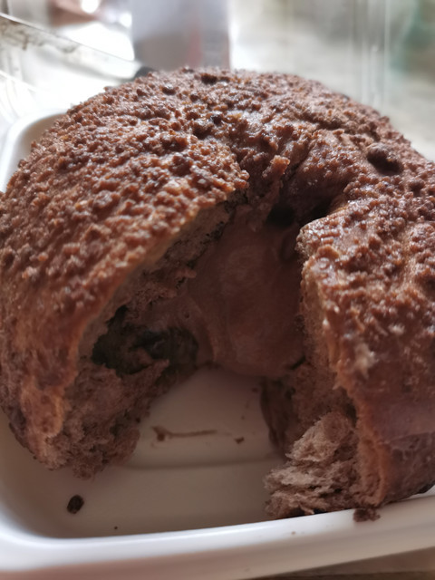 阿华田熔岩巧克力面包图片