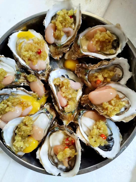 鸡子鹌鹑蛋蒸生蚝图片