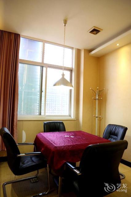 运城市 休闲娱乐 > 蓝海商务会所