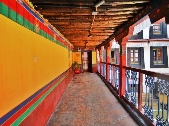 拉萨市 住宿服务 酒店 > 邦达仓古建酒店     