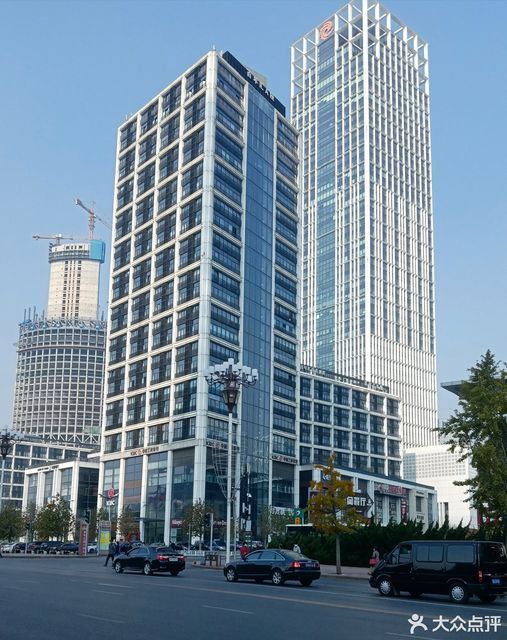 百年汇销售中心位于大连市沙河口区会展路与星河二街交汇处东推荐菜