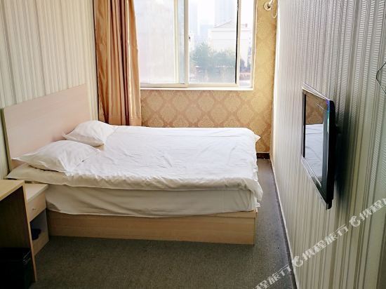 潍坊市奎文区翡翠苑商业楼三楼 标签:星级酒店旅馆经济型酒店宾馆酒店