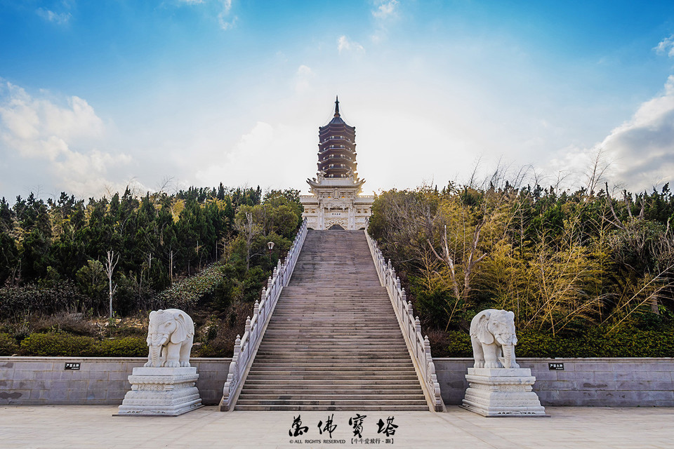 普门万佛宝塔图片